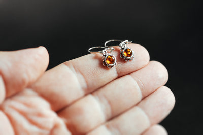 Blooming Delight -  Silver Flower Dangle Earrings with Baltic Amber