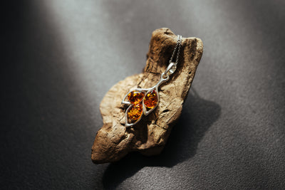 Nature's Symphony - Silver Leaf Pendant with Baltic Amber