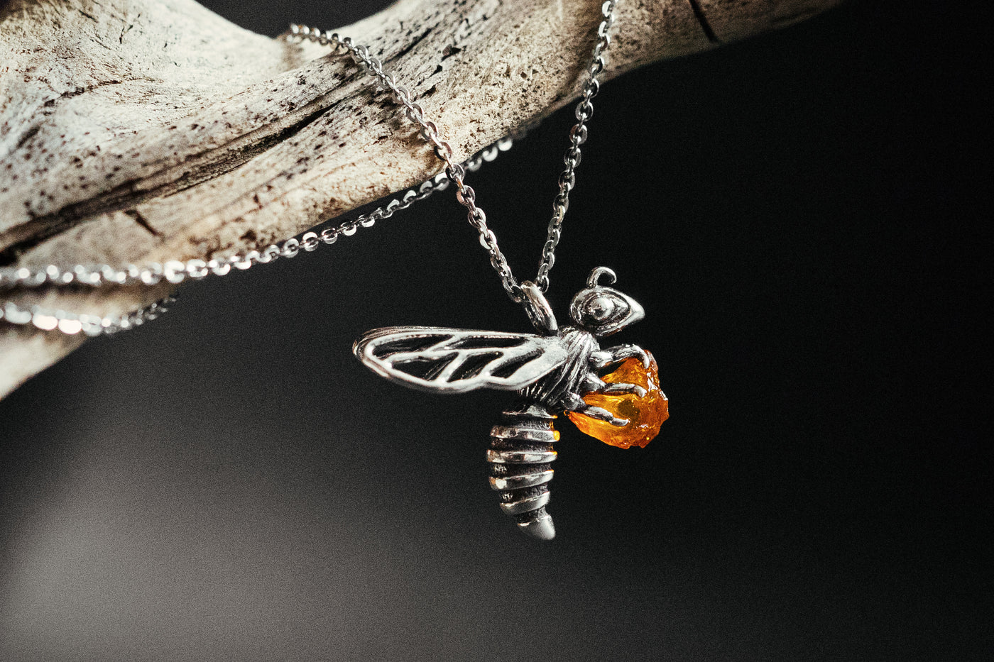 Buzzing Beauty - Silver Bee Pendant with Natural Baltic Amber