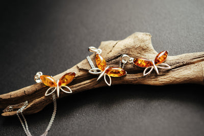 Magic Wings - Silver Dragonfly Pendant with Baltic Amber