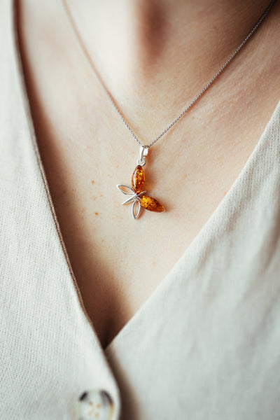Magic Wings - Silver Dragonfly Pendant with Baltic Amber