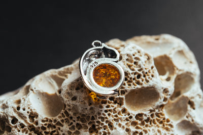 Chameleon pendant