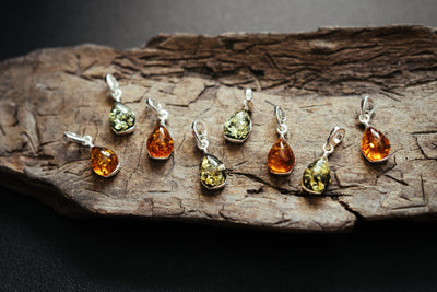 Elegant teardrop pendant