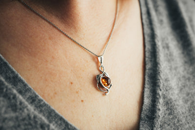 Autumn's Radiance - Silver Leaf Pendant with Baltic Amber